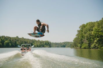 Experience Endless Waves On The 2023 XT20