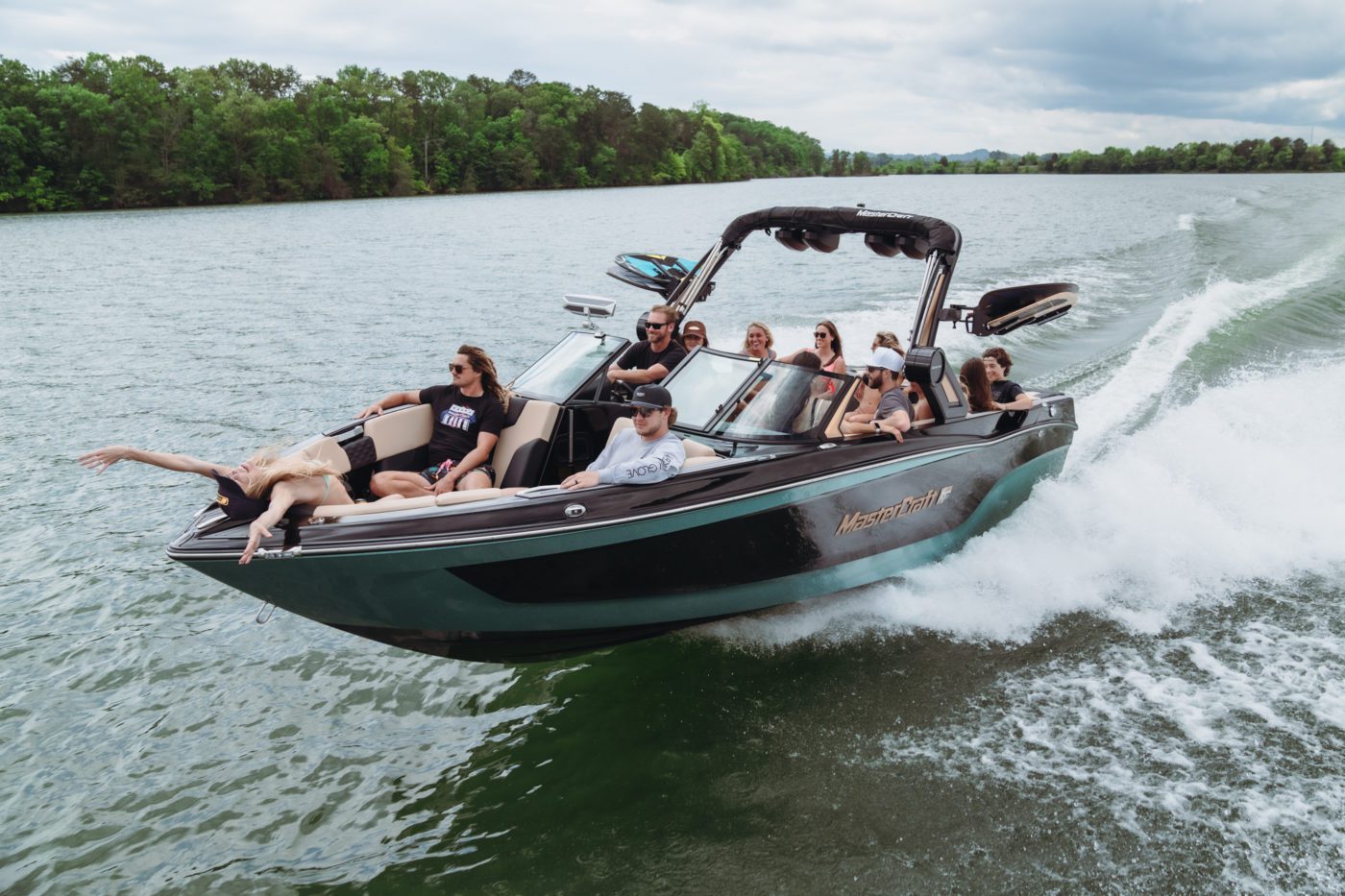 A group of friends in the new MasterCraft XT25.