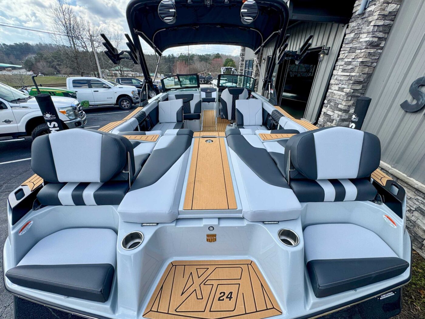 2026 MasterCraft XT24 N07836BT - Boat Dealer | Skier's Marine