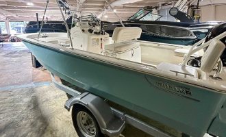2025-Boston_Whaler-170_Montauk-ID00543378_1