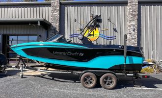 2025-Mastercraft-XT22-ID00540767_1