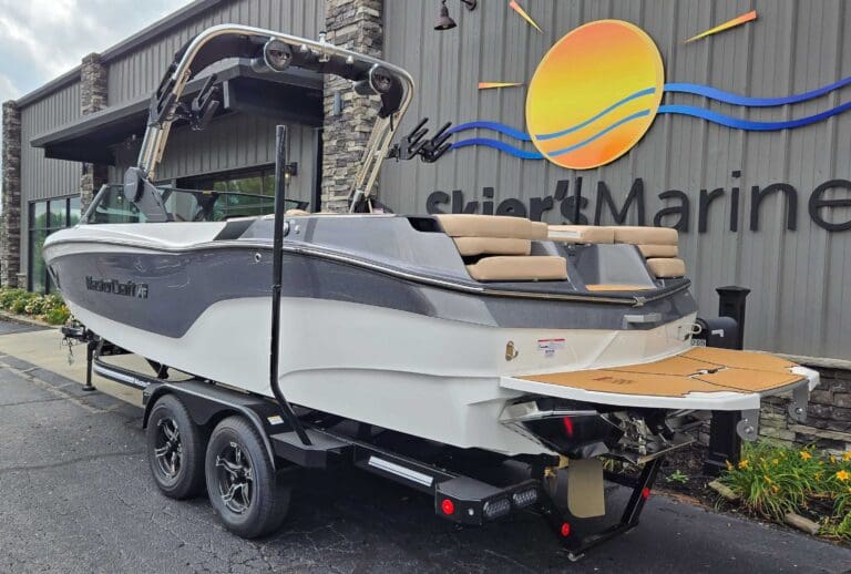 2024-MasterCraft-XT24-ID00543370_8.jpg - m08q3v8l