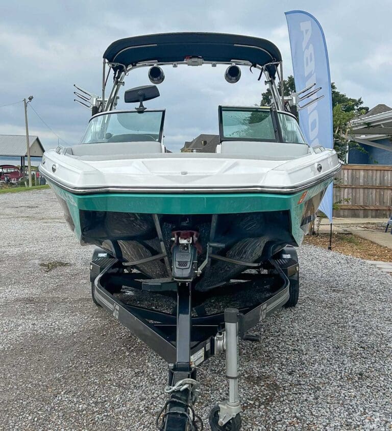 2019-MasterCraft-XT22-ID00540963_4.jpg - m18hzf3j