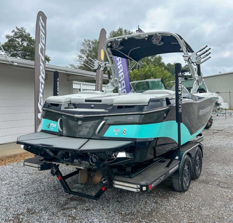 2019-MasterCraft-XT22-ID00540963_8.jpg - m18hzl7s