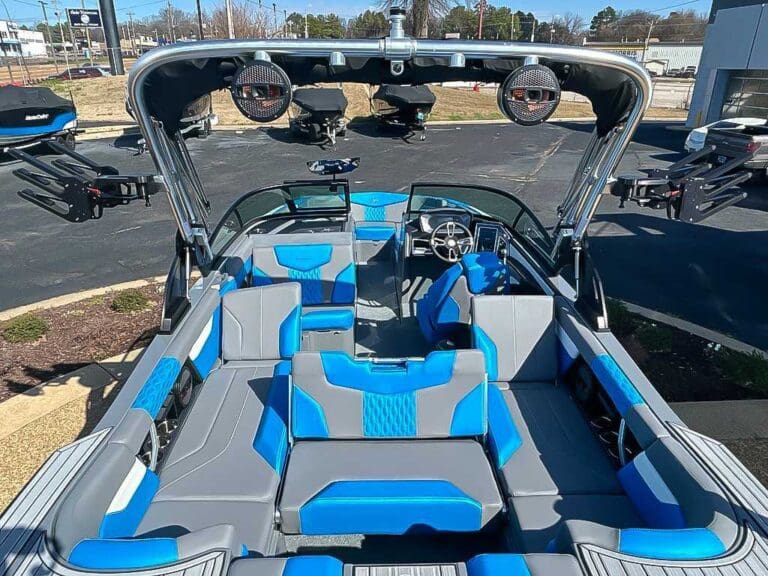 2024-MasterCraft-XT24-ID00136494_11.jpg - m2jgvz0a