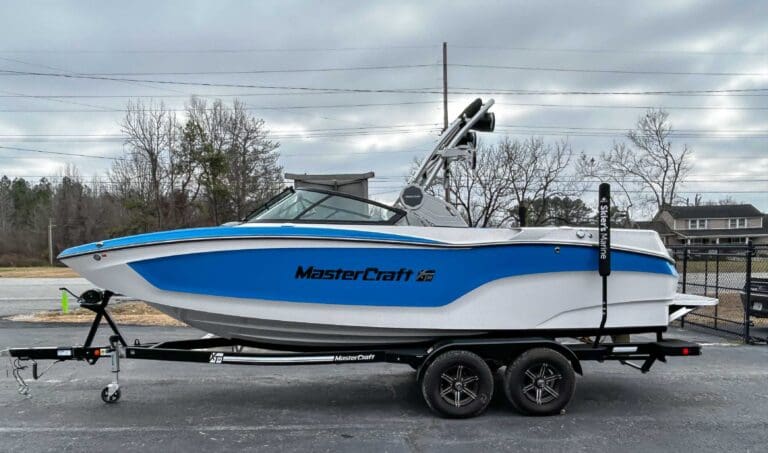 2024-MasterCraft-XT22-ID00136496_5.jpg - m2jh20a1