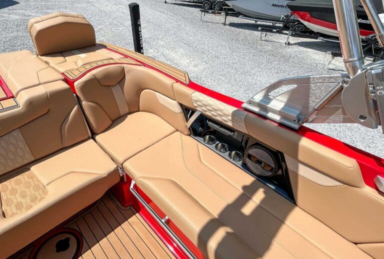 2023-MasterCraft-XT23-ID00017271_19.jpg - m37lbz9m